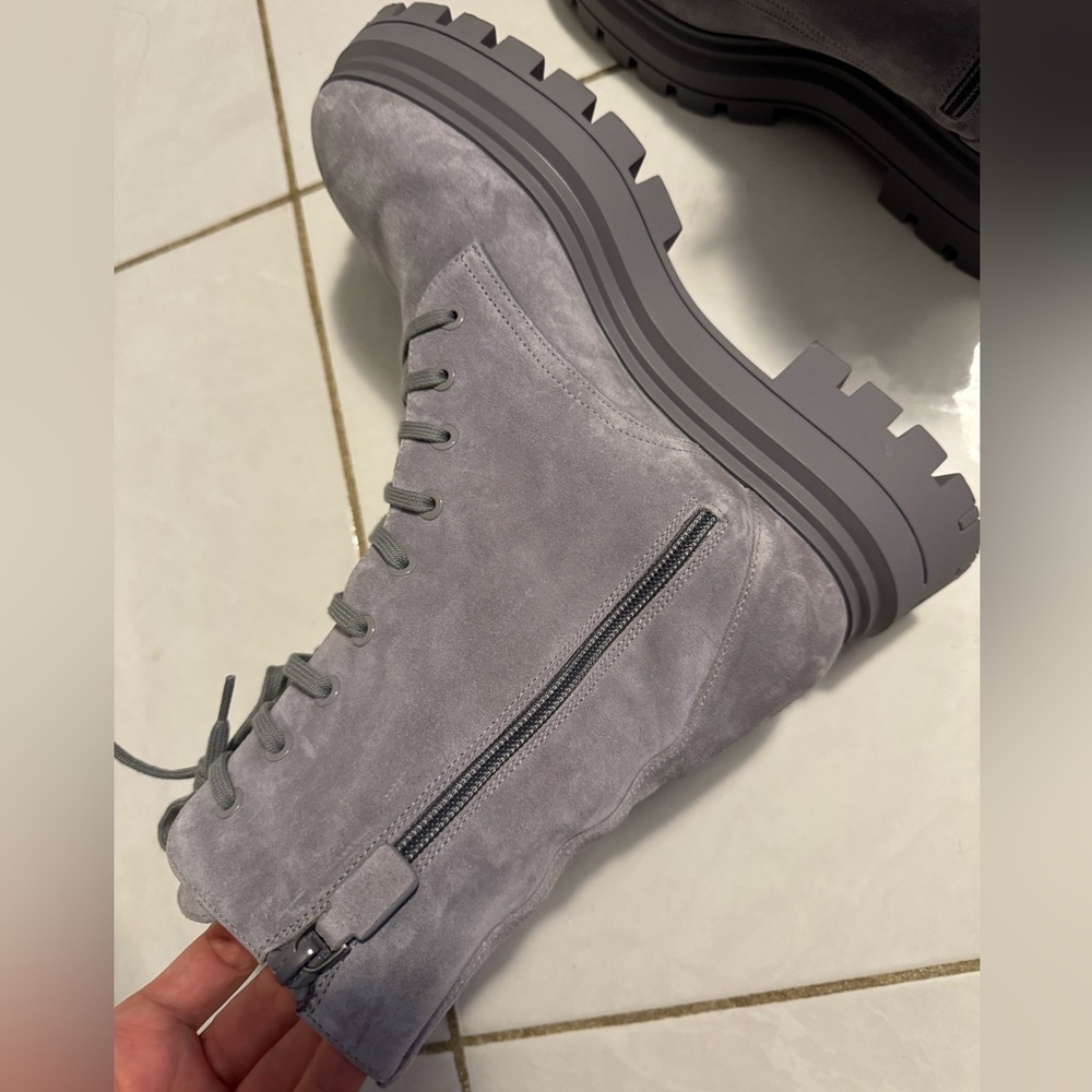 Stuart Weitzman Suede Boots - image 6